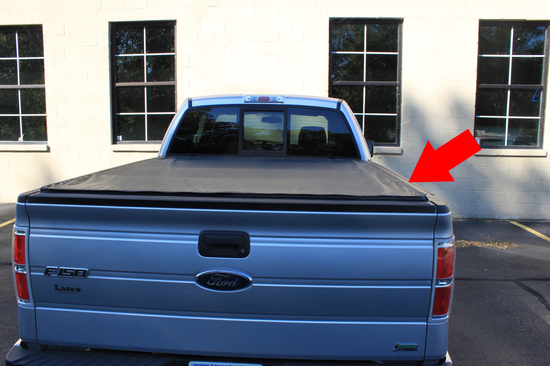 truck bed cover for bikes